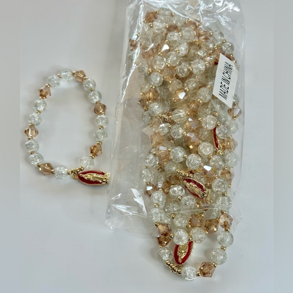 Clear Glass Beads With Virgin Mary Charm Stretch Faith Bracelet 1 OSFM Brand New - Picture 4 of 4